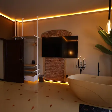 Demiani House *